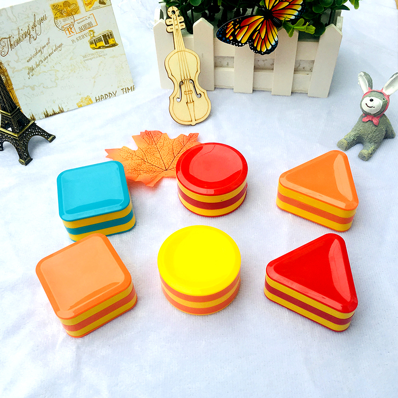 Sand box shape shake newborn music toy Three-color geometric sand hammer kindergarten early education teaching aids Orff musical instruments