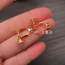 (Ear clip converter) earrings easily change ear clip alone and do not ship