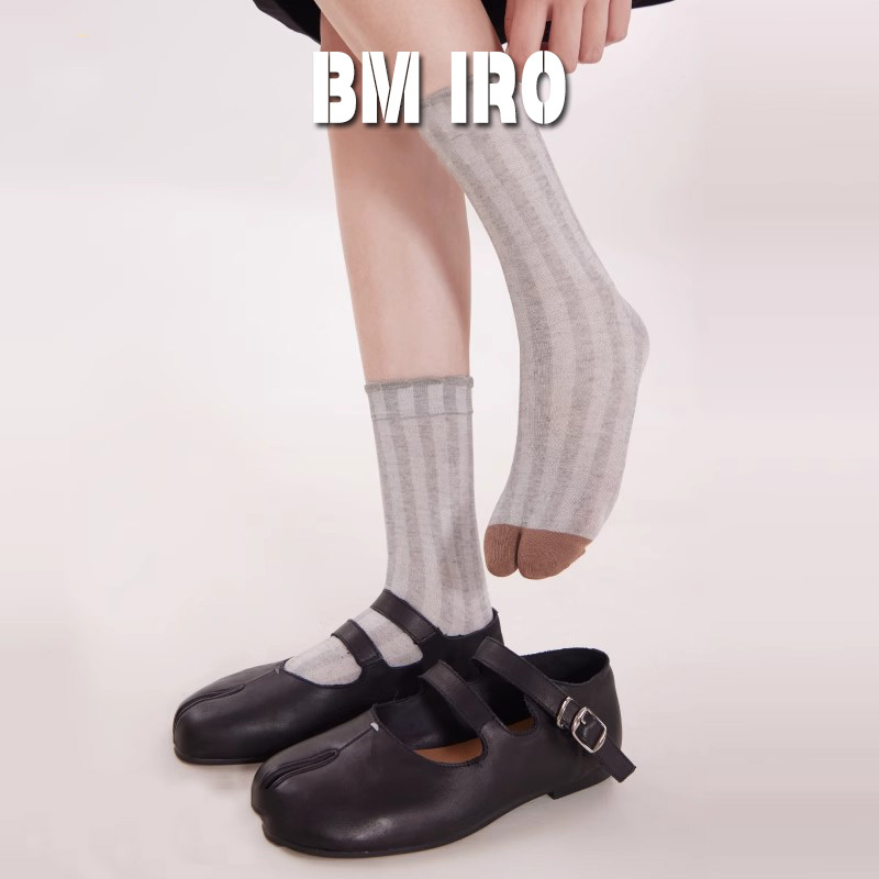 Japanese Bm Iro Socks for Women, Spring and Autumn Mid-Calf Socks, Split-Toe Socks, Cashmere Wool Gray Two-Toe Socks for Autumn and Winter