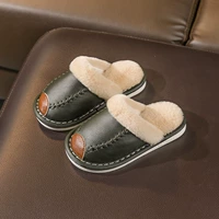 Темно -зеленый пу