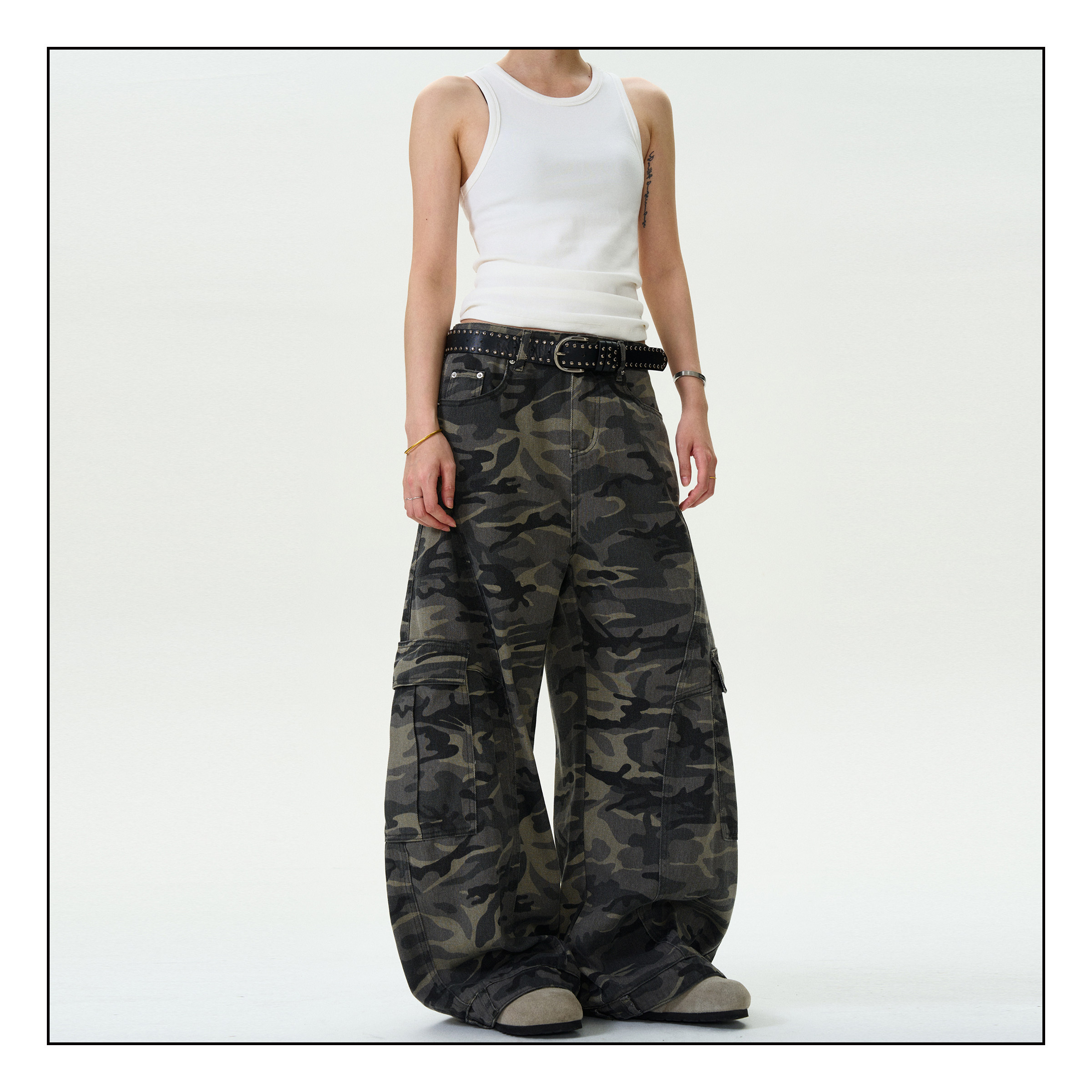 Madwitch american retro camouflage scimitar jeans: reverse sense 