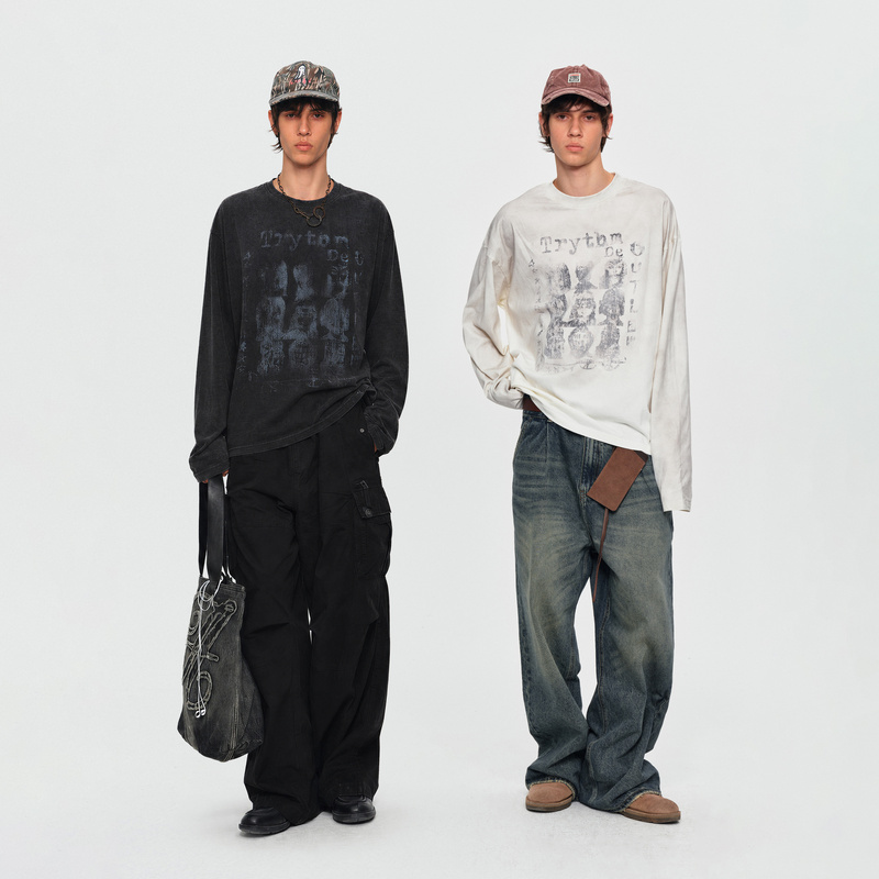 Madwitch Retro Portrait Print Long-Sleeved T-Shirt, Washed and Distressed, Loose Casual Everyday Wear Base Top Madwitch Retro Portrait Print Long-Sleeved T-Shirt, Washed and Distressed, Loose Casual Everyday Wear Base Top