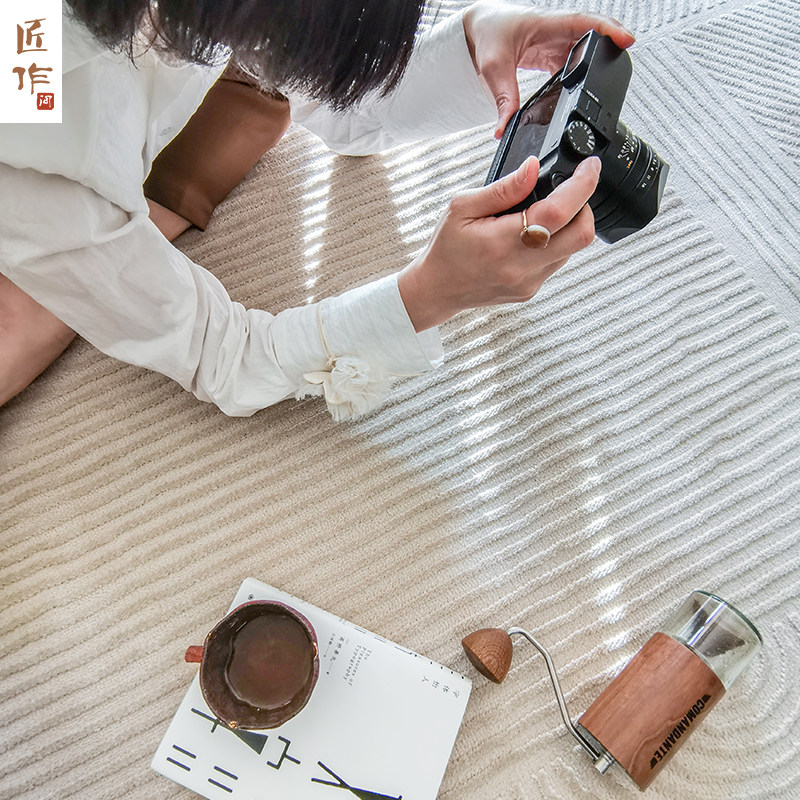 Artisan advanced modern minimalist Silent Wind Living Room Carpet Vegetarian Color Extremely Simple Irregular Tea Table Mat Bedroom Bedside Blanket