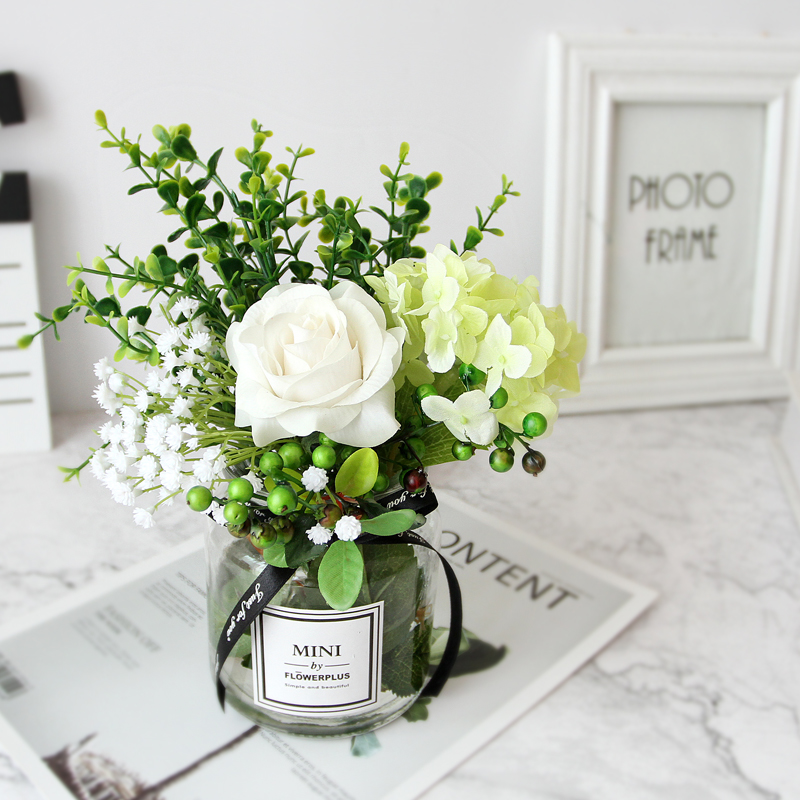 Nordic Small Fresh Artificial Flower Rose Bouquet Floral Set Transparent