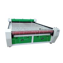 Large 1825 fabric laser machine Computer automatic feeding laser cutting machine Plush toy cutting machine