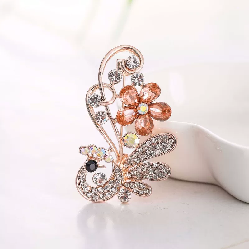 Nhật Bản và Hàn Quốc thời trang phượng hoàng kim cương trâm cài áo len nữ hoang dã trâm trâm pha lê zircon con công ghim với đồ trang sức - Trâm cài