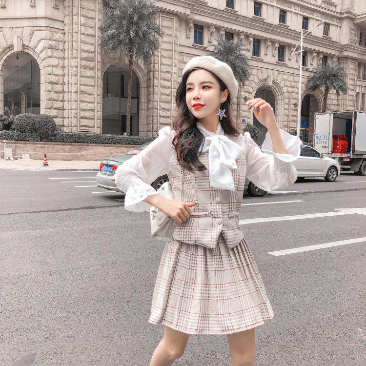 DABI 韓系蝴蝶結拼接百褶裙套裝長袖裙裝 DABI 韓系蝴蝶結拼接百褶裙套裝長袖裙裝