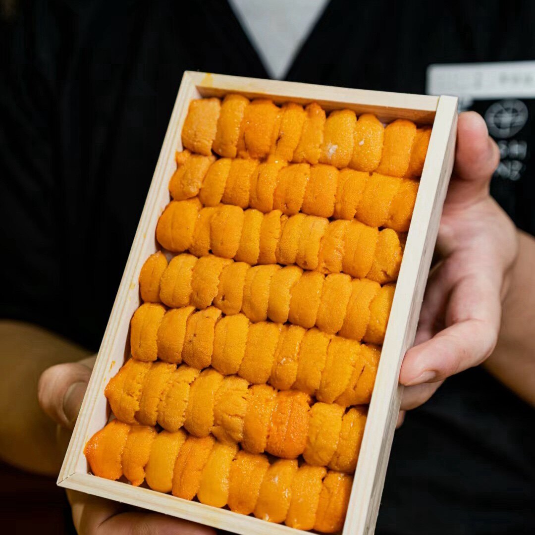 小旬omakase 高端食材的LOGO