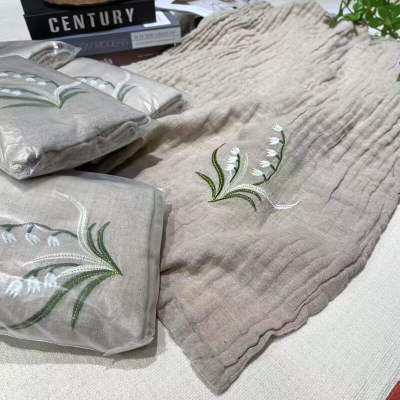 100% Hemp Bath Towel, Easy to Dry, Breathable, Double-Layer Antibacterial and Antibacterial, Pure Hemp 70*140 Bath Towel