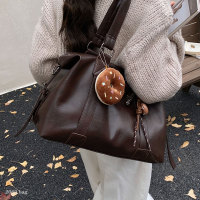 Casual temperament large capacity shoulder bag 2026 women's commuter high-end versatile super fire wax leather crossbody bag