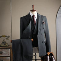 Темно -серой (костюм+жилет+брюки)