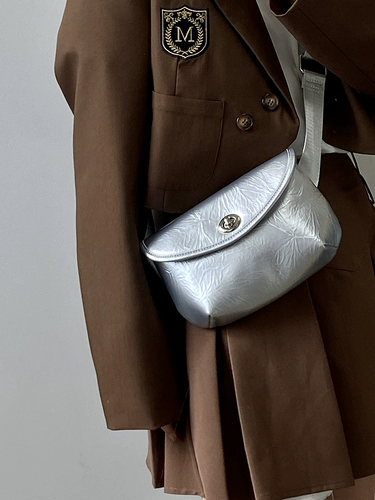 鹿子 Небольшая дизайнерская серебряная нагрудная сумка, ремешок для сумки, небольшая сумка