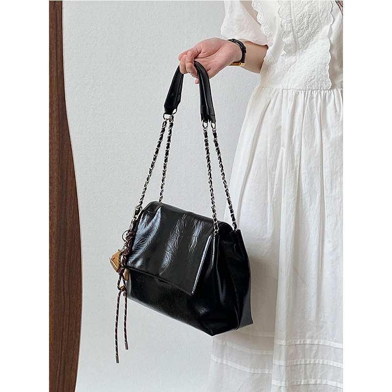 Luzi, новинка 2025 года, осенне-зимняя женская сумка высокого класса, подмышечная сумка на цепочке, большая вместительная сумка-тоут для пригородных поездок на одно плечо