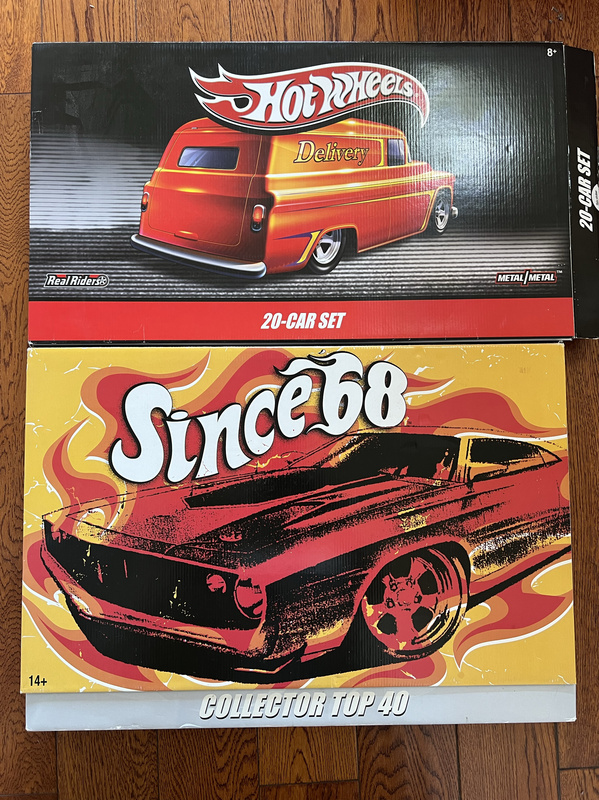 1.7 Hot Wheels 20 Cars 40 Cars Set since 68 Collectible Delivery Garage Candy