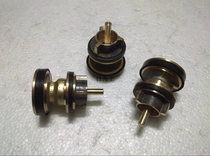 Pedal stool type flushing valve core hand press horizontal squatting pan flush valve fitting foot vertical time-lapse valve