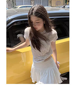 Hellooo Eat белая короткая юбка с кружевной отделкой весна 2024 корейский стиль балетный стиль заниженная талия А-силуэт женская