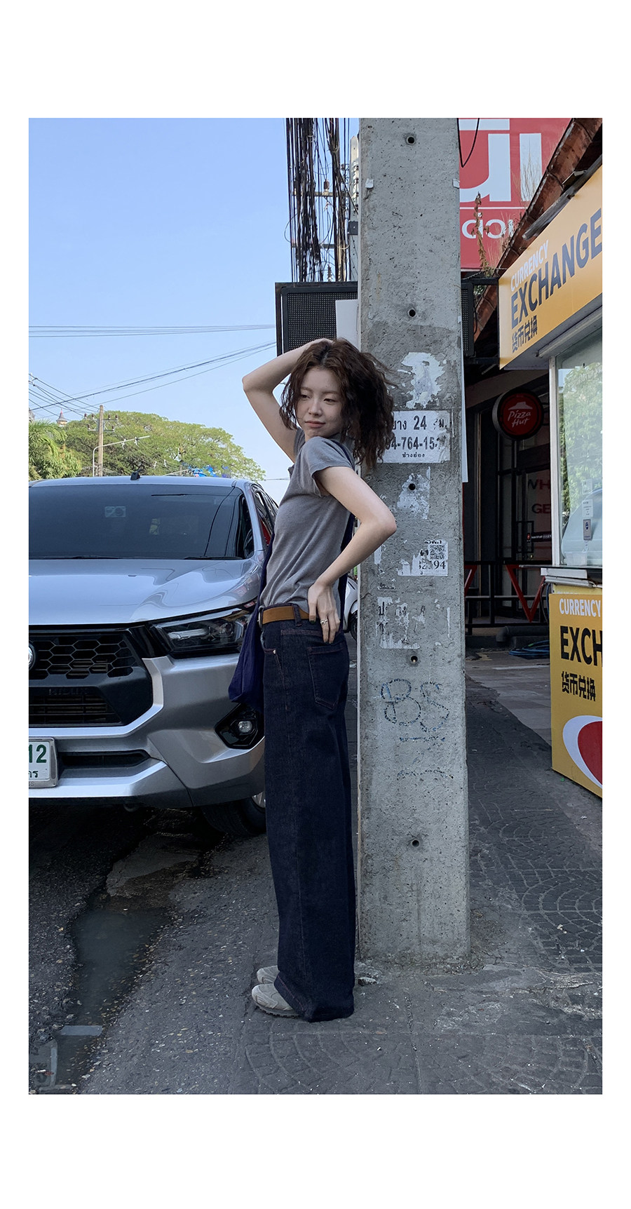 HelloooEat винтажные джинсы с контрастной строчкой натурального цвета ранняя весна женские универсальные стройнящие эластичные прямые повседневные брюки