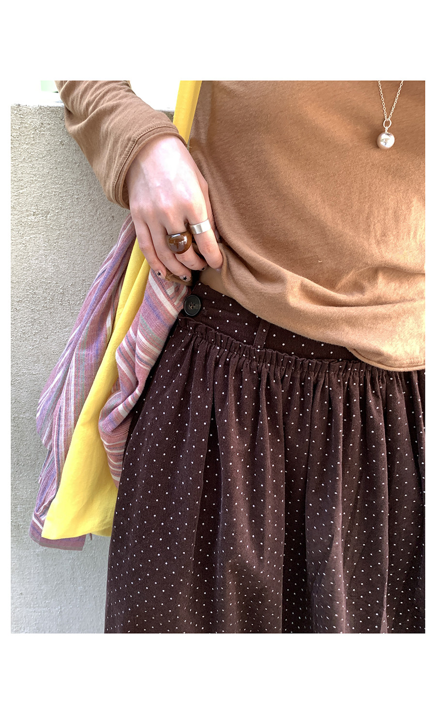 HelloooEat японская винтажная юбка в горошек осенняя коричневая универсальная стройнящая А-силуэта средней длины