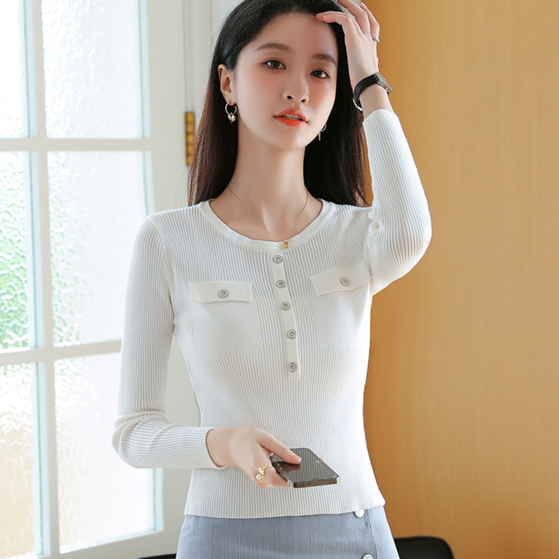 White Knit Undershirt Woman Early Spring Small Subhewn round jacket Head design Feel Shorts Lady Sweater