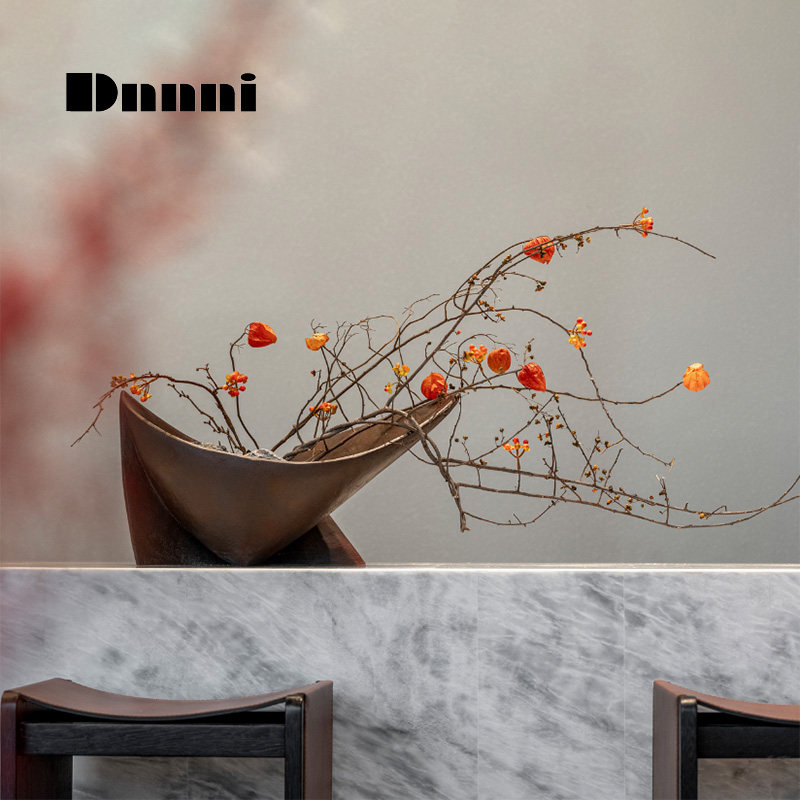 Dnnni SILENT WIND CREATIVE RESIN ABSTRACT FOLK FLOWER WARE FRUIT PAN SWING-LIKE INTER-PLATE HOTEL ADORNMENT VASE