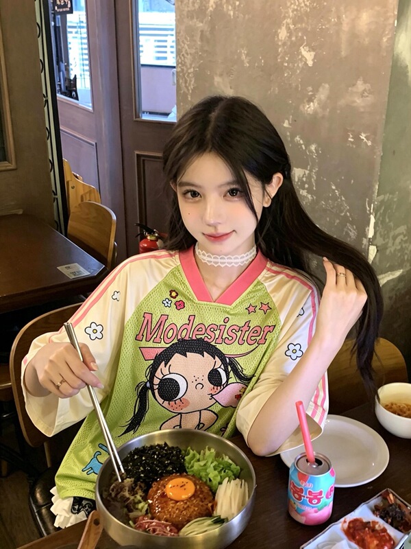 American Retro Cartoon Print Contrasting Color Short-Sleeved T-Shirt for Women 2026 Summer V Neck Sports Mesh Breathable Loose Jersey