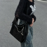 Черная сумка через плечо, вместительная и большая сумка на одно плечо, коллекция 2023