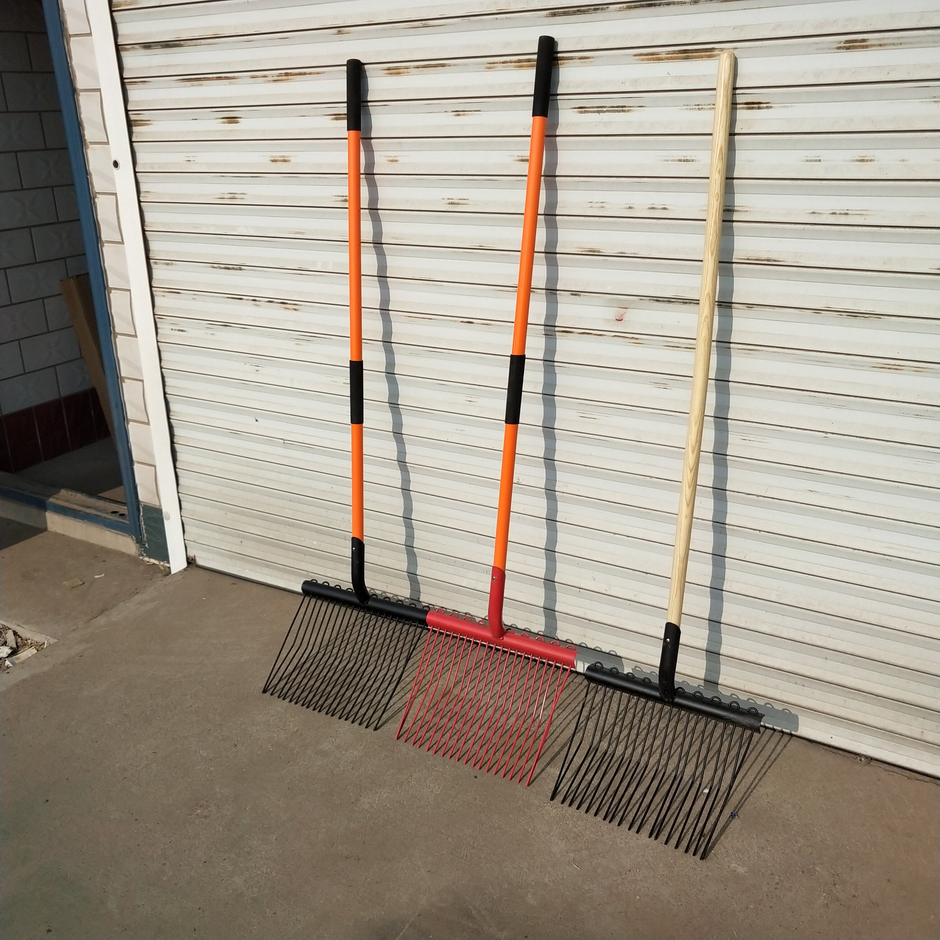 fork agricultural horse manure fork grass cow dung steel fork manure fork tool shovel large number iron fork grass stock fork