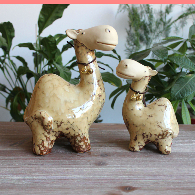 Gansu Dunhuang Xinjiang Ceramics Kilo Camel Craft Gifts Swing Accessories Home Ceramic Camel Pendulum with small camel furnishing