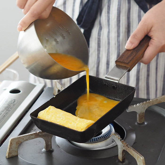 Japan direct mail ambai Koizumi Makoto Tamagoyaki Square Frying Pan Pan Difficult to Stick Pan (Large, Medium and Small)