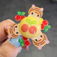 Пчела + красная вишня не светится