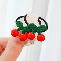 Маленькие листовые вишневые круги 2 наряда