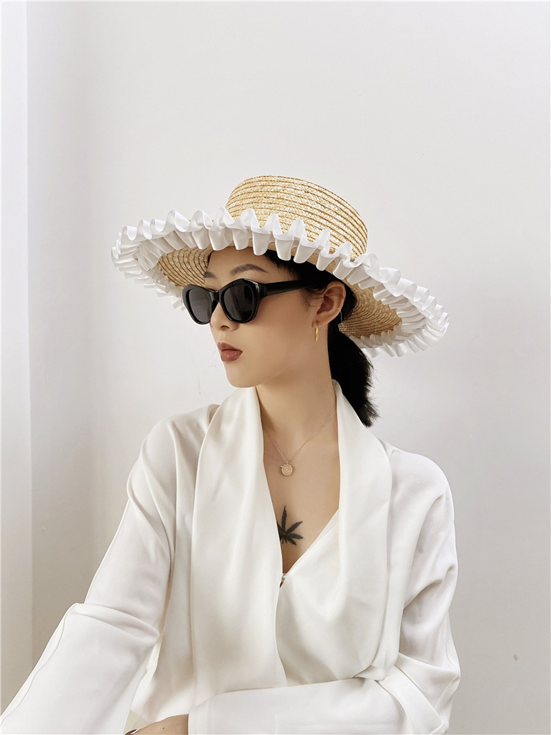 Fashion Elegant Pearl Decorated Pleated Lace Big Brim Straw Beach Hat display picture 2