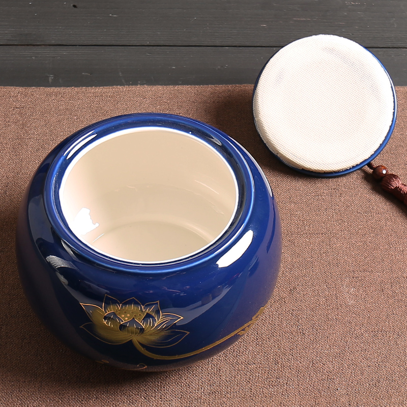 Caddy fixings ceramic large seal of POTS, tea to the storage tank and a half jins of installed household moistureproof pot of tea packaging