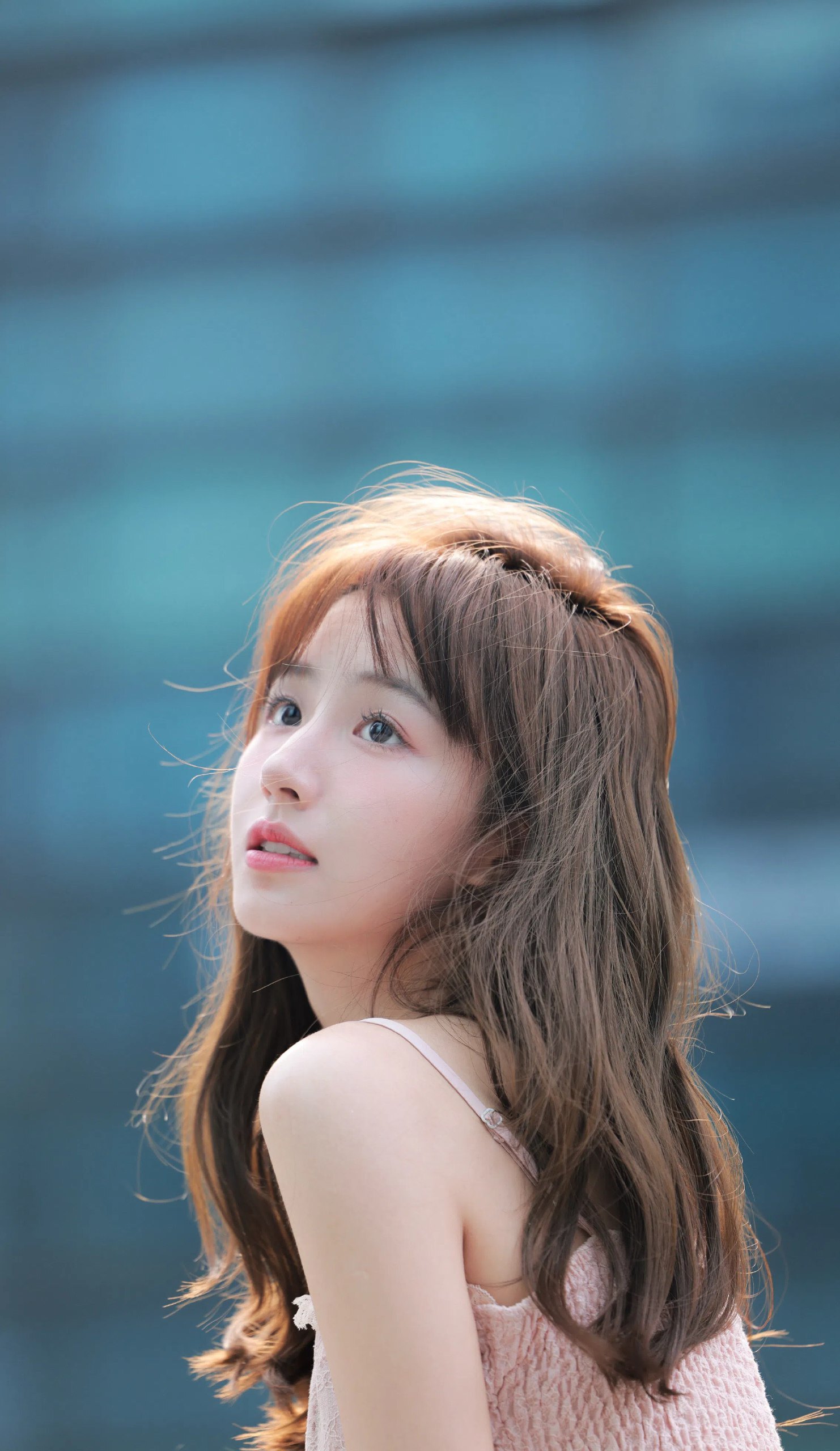 清纯风写真：迷人的自然气息