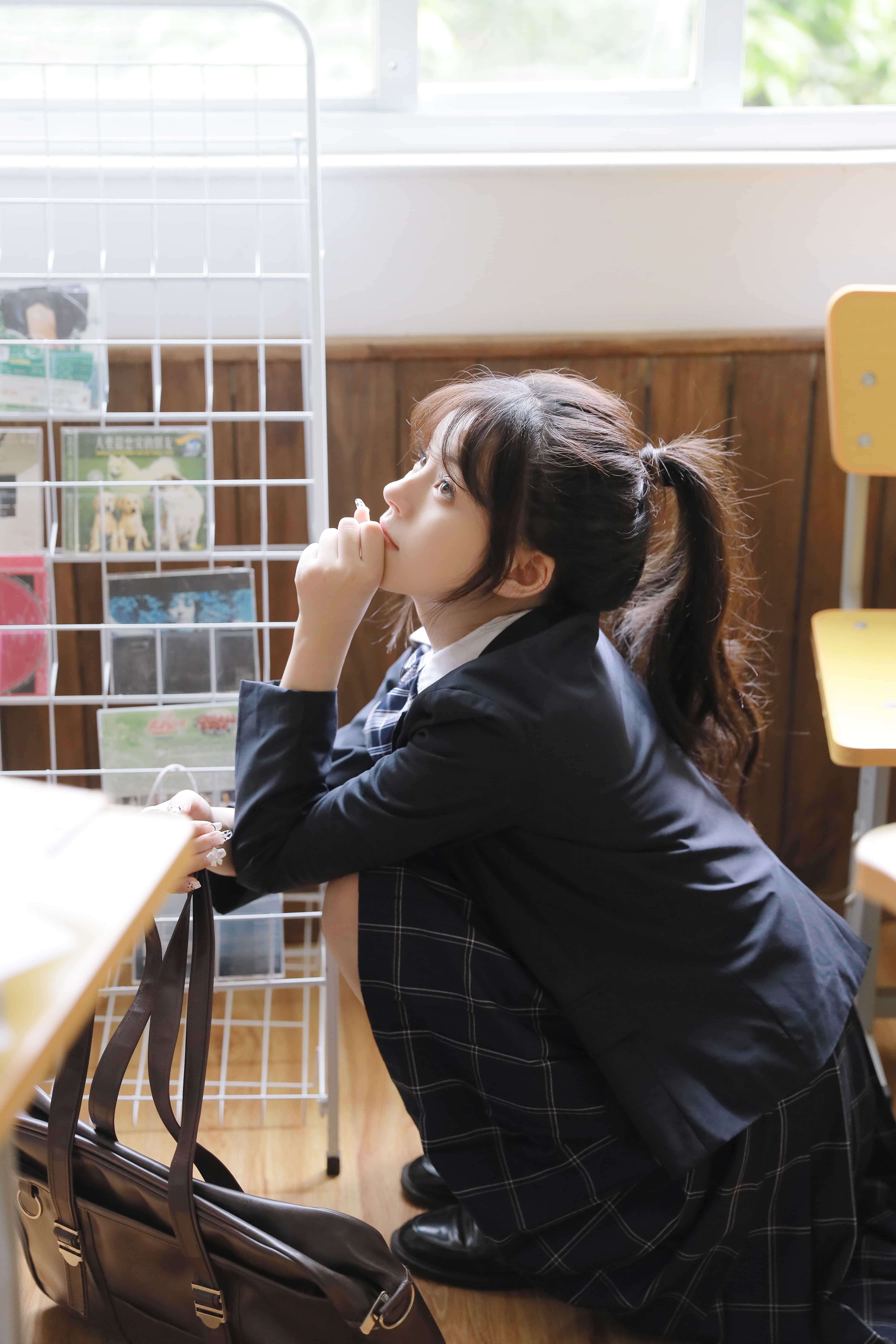 穿上jk制服就不普通！初恋日系🍃少女写真