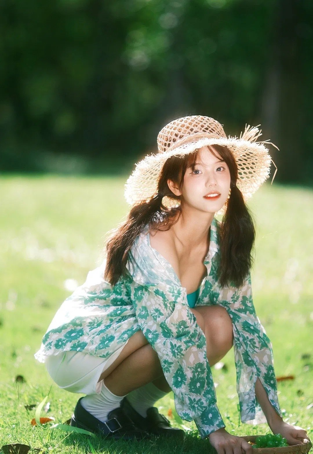 清新草地写真：迷人的可爱风