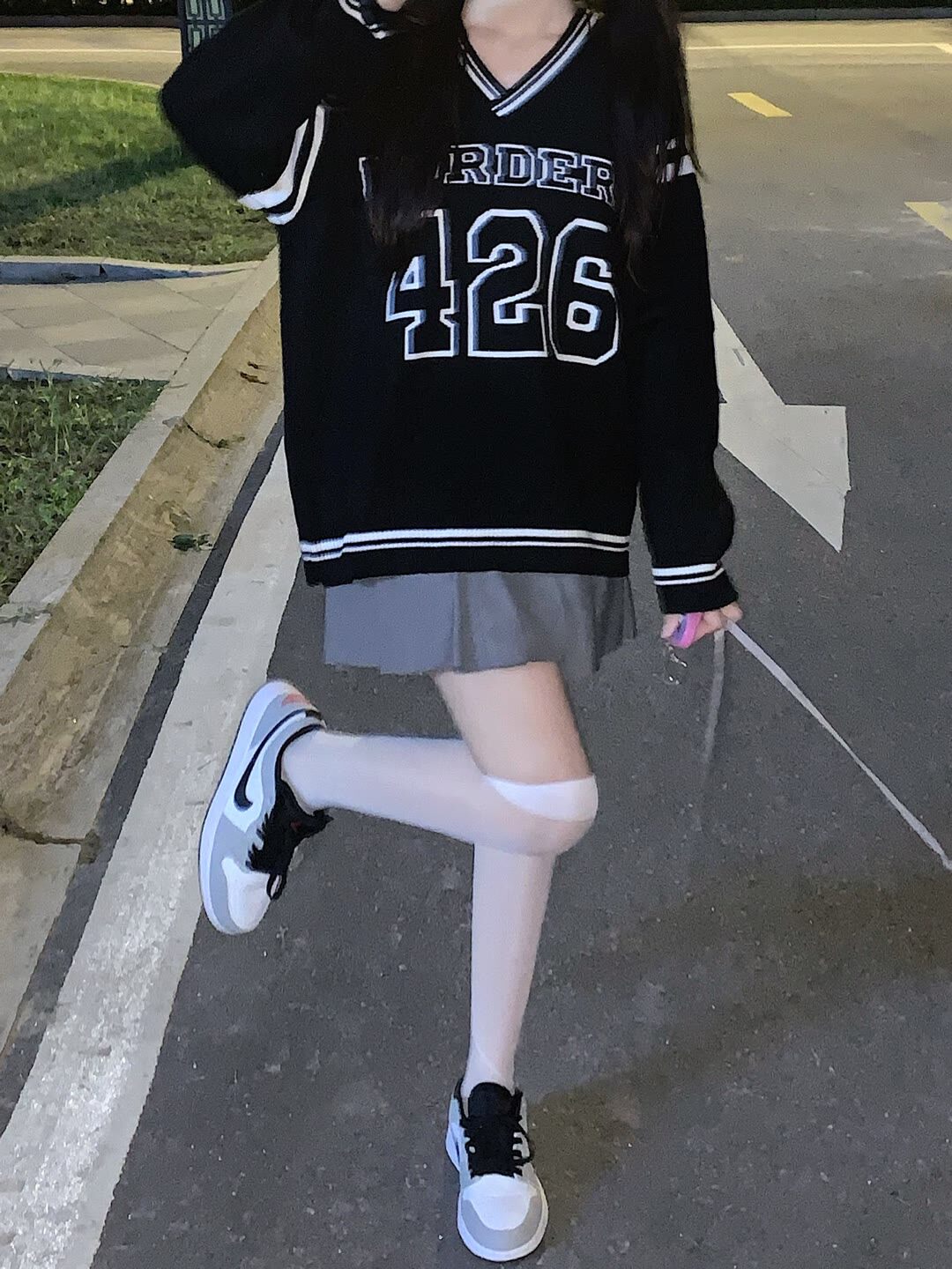 好看的过膝白丝短裙可爱嫩嫩的小姐姐-她们