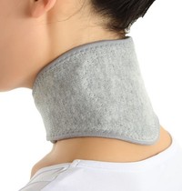 Summer neck guard with vertebral sleeve to protect shoulder and cervical spine warm thin self-heating household neck collar neck brace