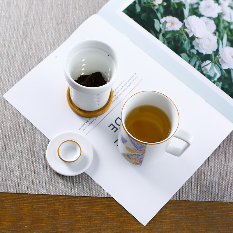 Celadon ceramics with cover large capacity filter separation tea tea cup cup portable personal office tea cups