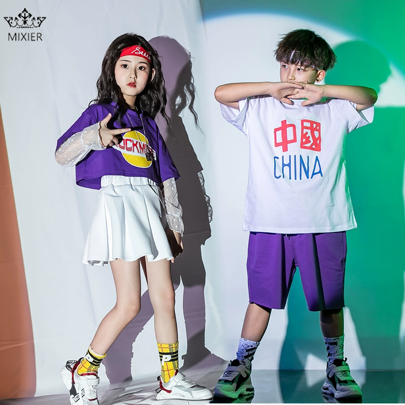 Bộ đồ hip-hop trẻ em bé trai hip-hop quần áo thời trang hàn quốc bé gái jazz hiphop thời trang sàn diễn trang phục mùa hè - Trang phục