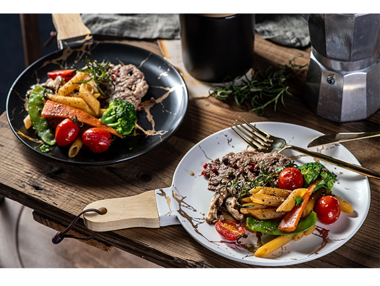 Nordic marble ceramic dish dish dish home wearing SaPan creative up phnom penh dish beefsteak dish with wooden handle cutlery