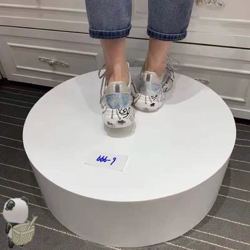 Live Broadcast Platform Round Live Broadcast Foot Stepping Platform Net Net Live Station Anchor Platform Live Stool Standing Round