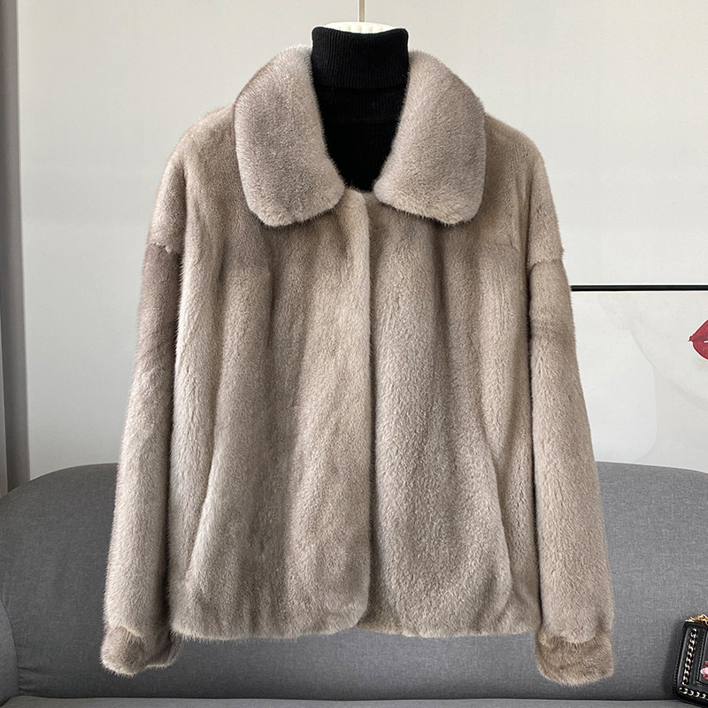 Real mink fur coat ladies young fashion short style 2022 winter Haining mink fur whole mink fur coat