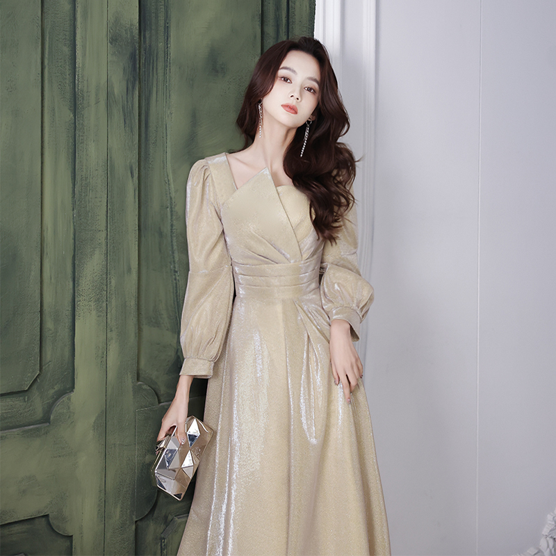 Evening Dress for Women, Elegant and Luxurious, Niche High-End Style, Long-Sleeved, Gold, Suitable for Engagement, Autumn and Winter