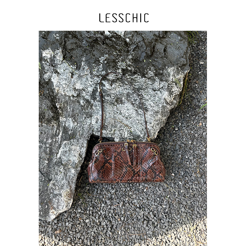 Lesschic【M-Ayers】Imported Snakeskin Lining Sheepskin Shoulder Crossbody Bag Lesschic【M-Ayers】Imported Snakeskin Lining Sheepskin Shoulder Crossbody Bag