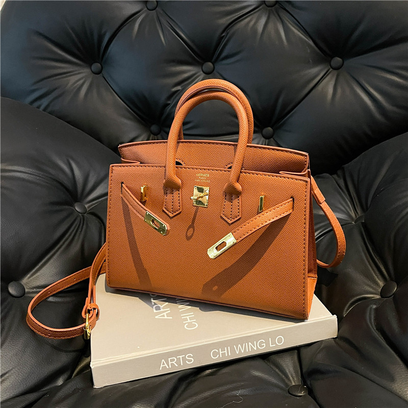 Light Luxury High-End Retro Kelly Bag for Women 2024 New Trendy Versatile Fashion Handbag Elegant Commuter Platinum Bag