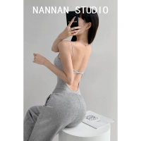 Светло-серый (с нагрудником)