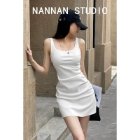 Белая мини-юбка