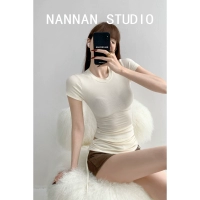 Сливочный (маленький круговой воротник)