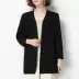 2020 mẹ mới mùa xuân và mùa hè quần áo lụa lụa dệt kim cardigan giữa thời trang trung niên và phụ nữ cao tuổi áo khoác mỏng - Quần áo của mẹ Quần áo của mẹ